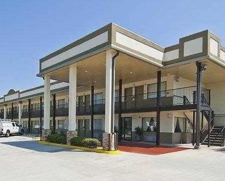 Days Inn By Wyndham Gonzales Exterior foto